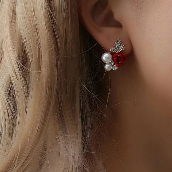 GORGEOUS gold accented earrings with pearls and red rose - Picture 2 of 3
